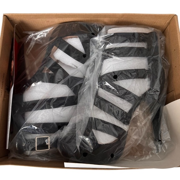 New w/box Marco Republic Black Strappy Heels Size 8 - Picture 8 of 10